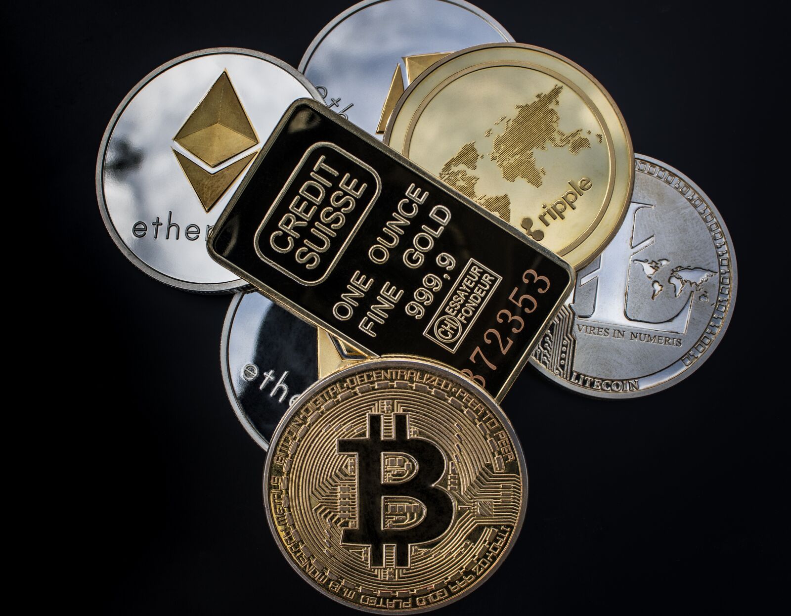 Canon EOS 60D sample photo. Cryptocurrency, coin, blockchain photography