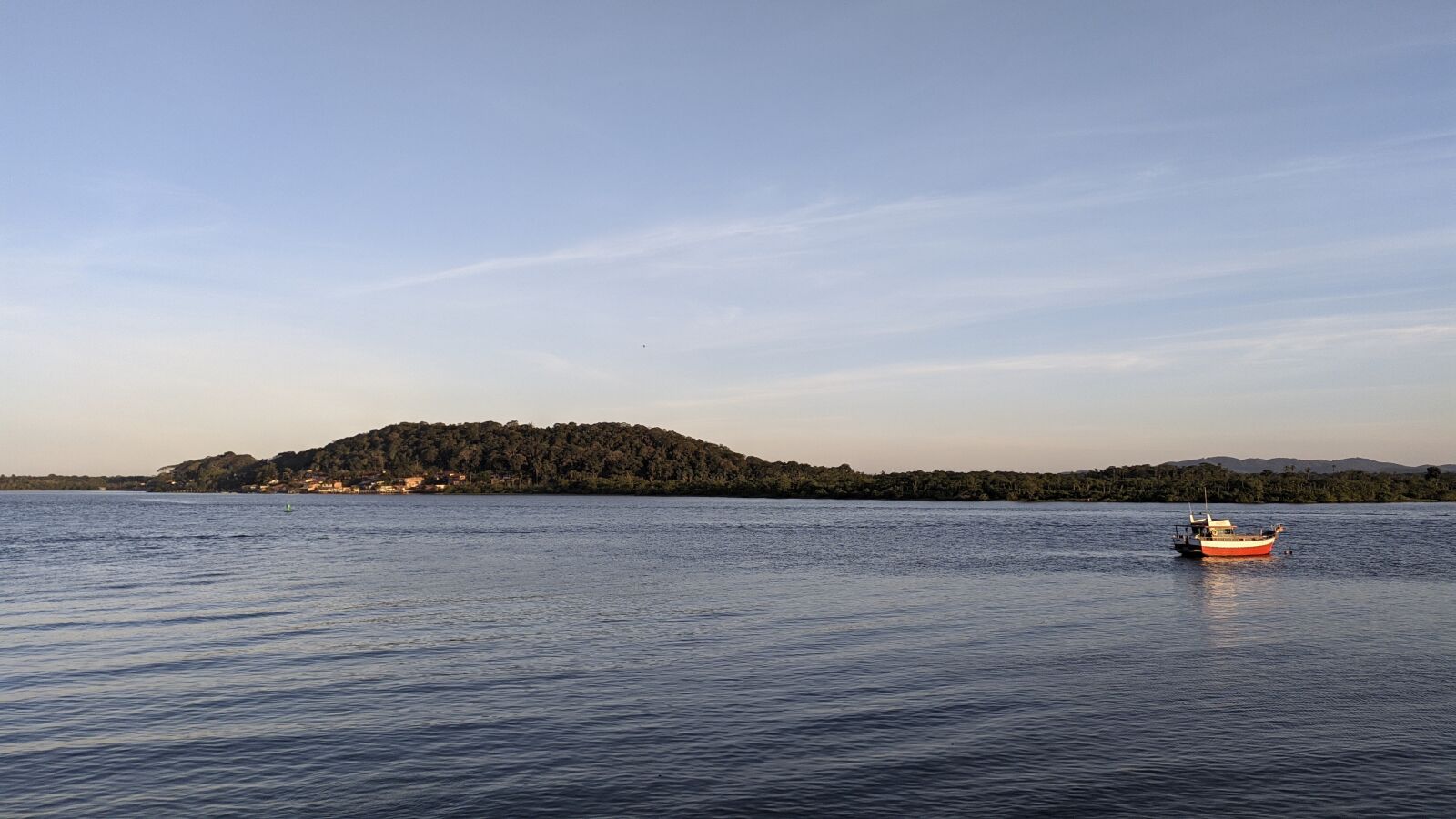 Xiaomi Redmi Note 7 sample photo. Lake, boat, mountains photography