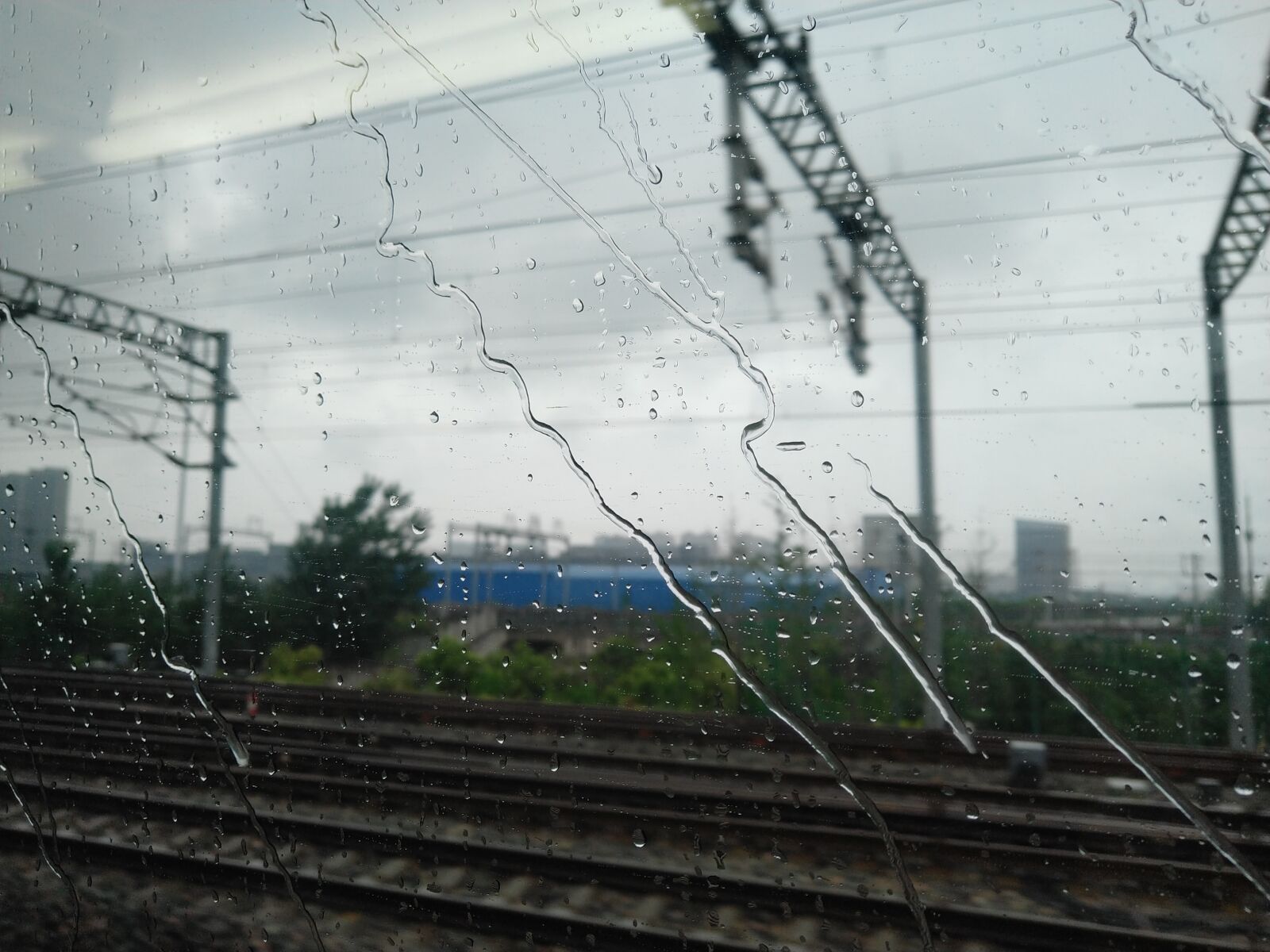 Google Nexus 6P sample photo. Rain, rail, on the photography