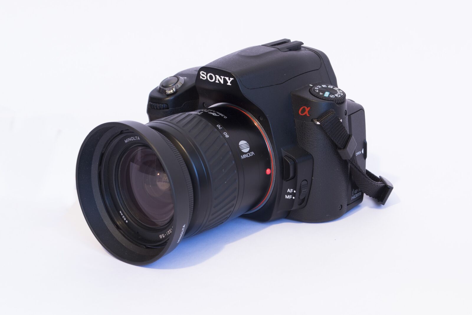 Nikon D3100 sample photo. Lens, zoom, shutter photography