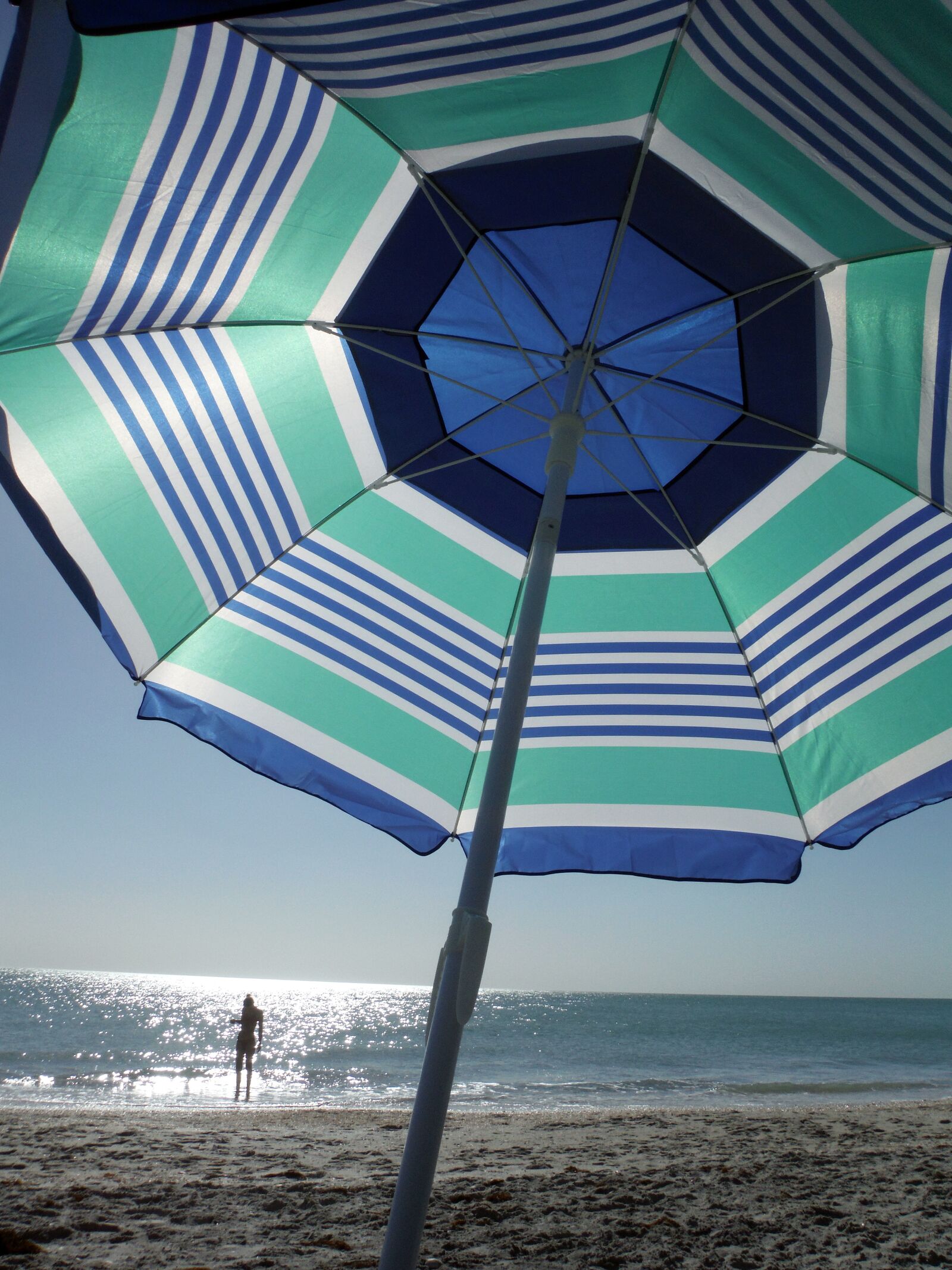 Fujifilm FinePix XP60 sample photo. Beach, umbrella, summer photography