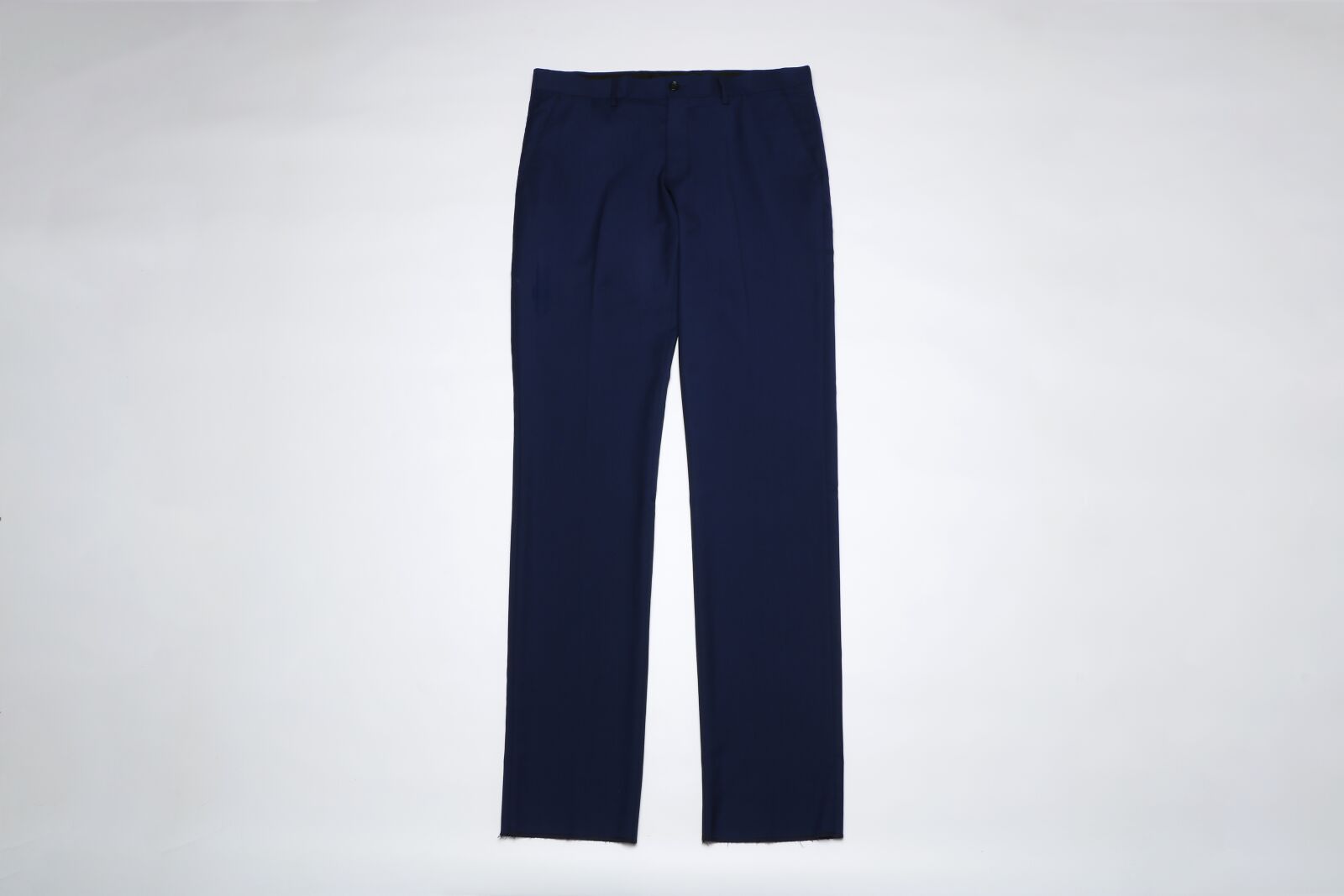 Canon EOS 760D (EOS Rebel T6s / EOS 8000D) sample photo. Trousers, clothing, men's pants photography