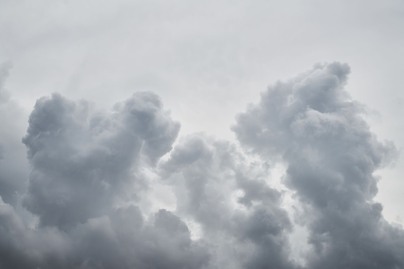 Sony a7R II sample photo. Cloud, dark, storm photography