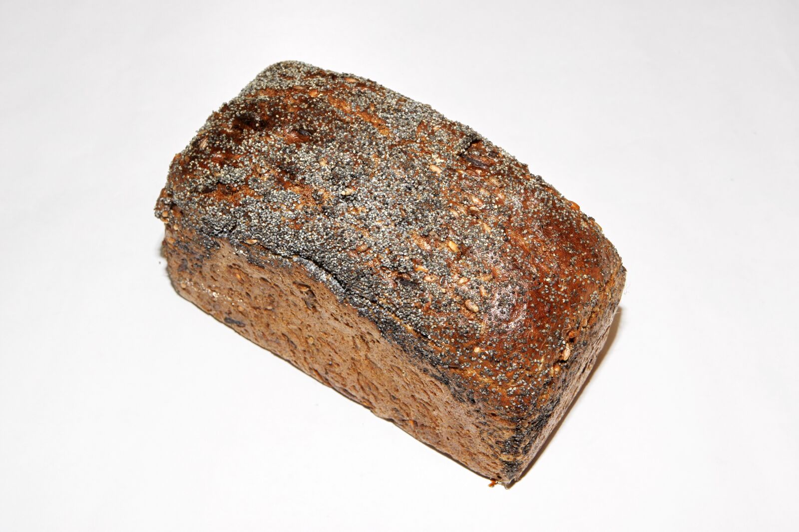 Canon EOS-1D Mark III sample photo. Rye bread, blue poppy photography