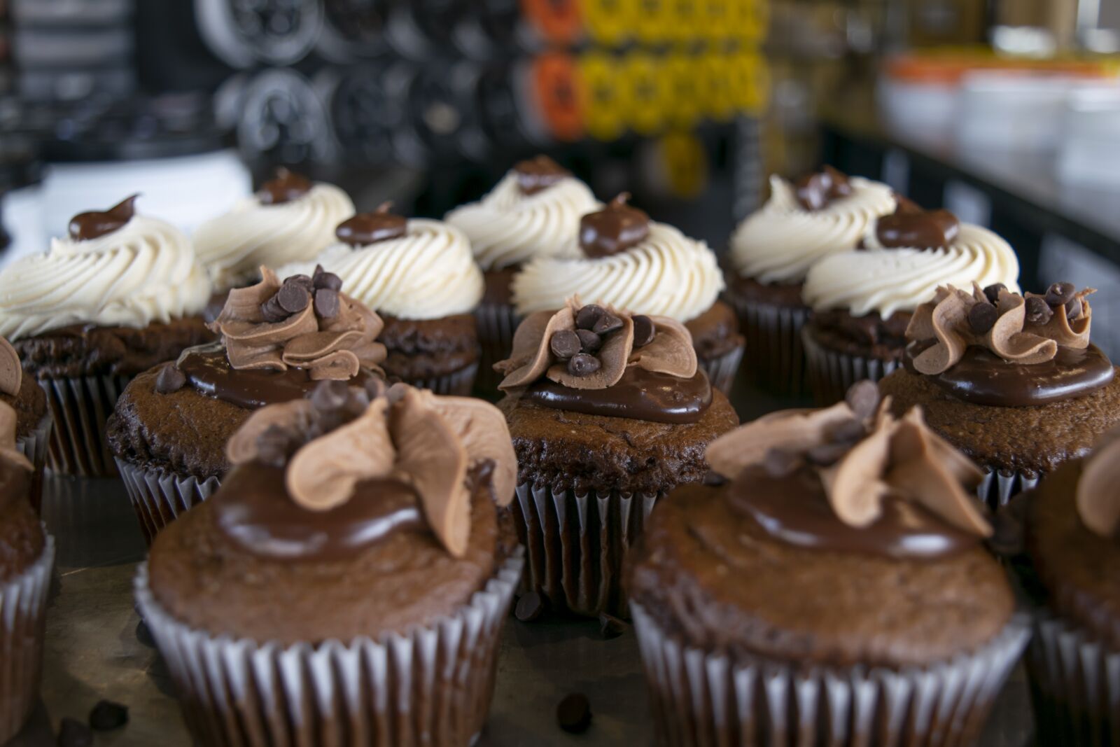 Nikon D3300 sample photo. Cupcake, chocolate cupcakes, gourmet photography