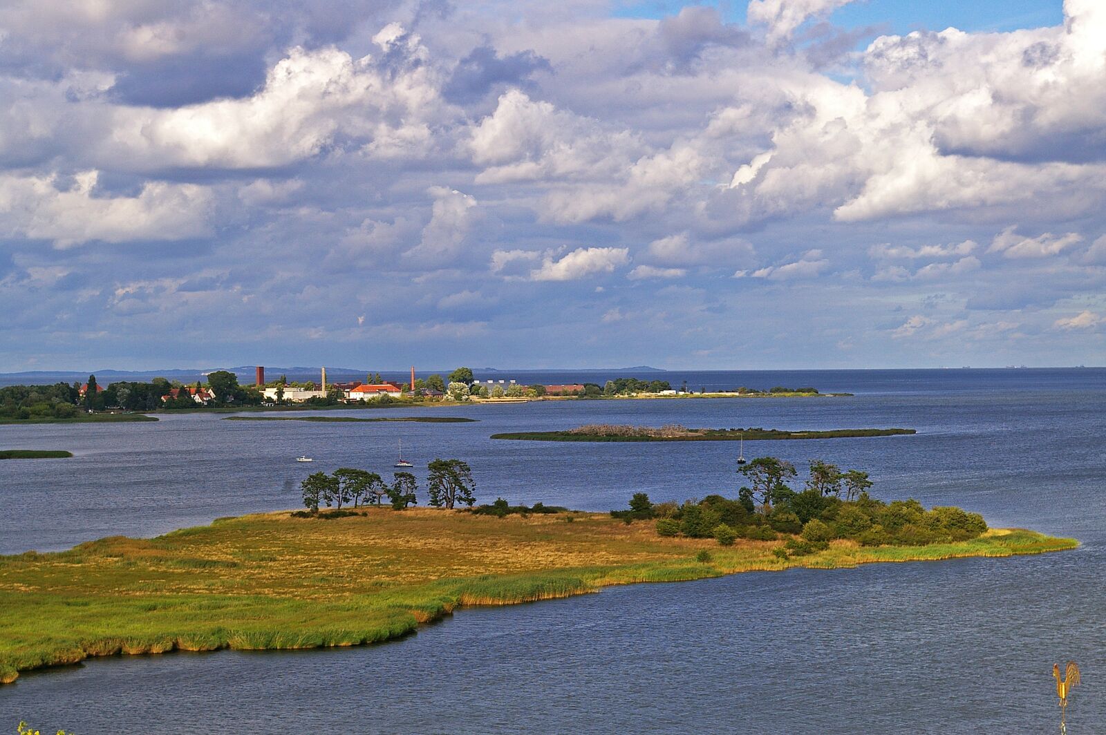 Pentax *ist DL2 sample photo. Riems, aerial view, bodden photography