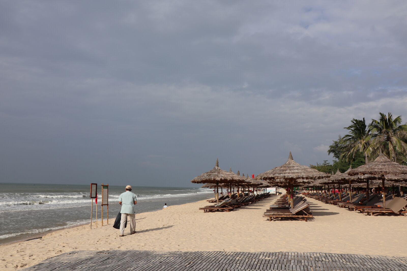 Canon EOS M6 sample photo. Coast, beach, vacation photography