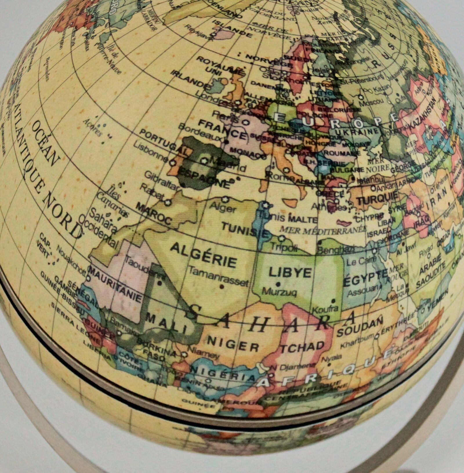 Canon EOS 7D sample photo. Terrestrial globe, world, earth photography