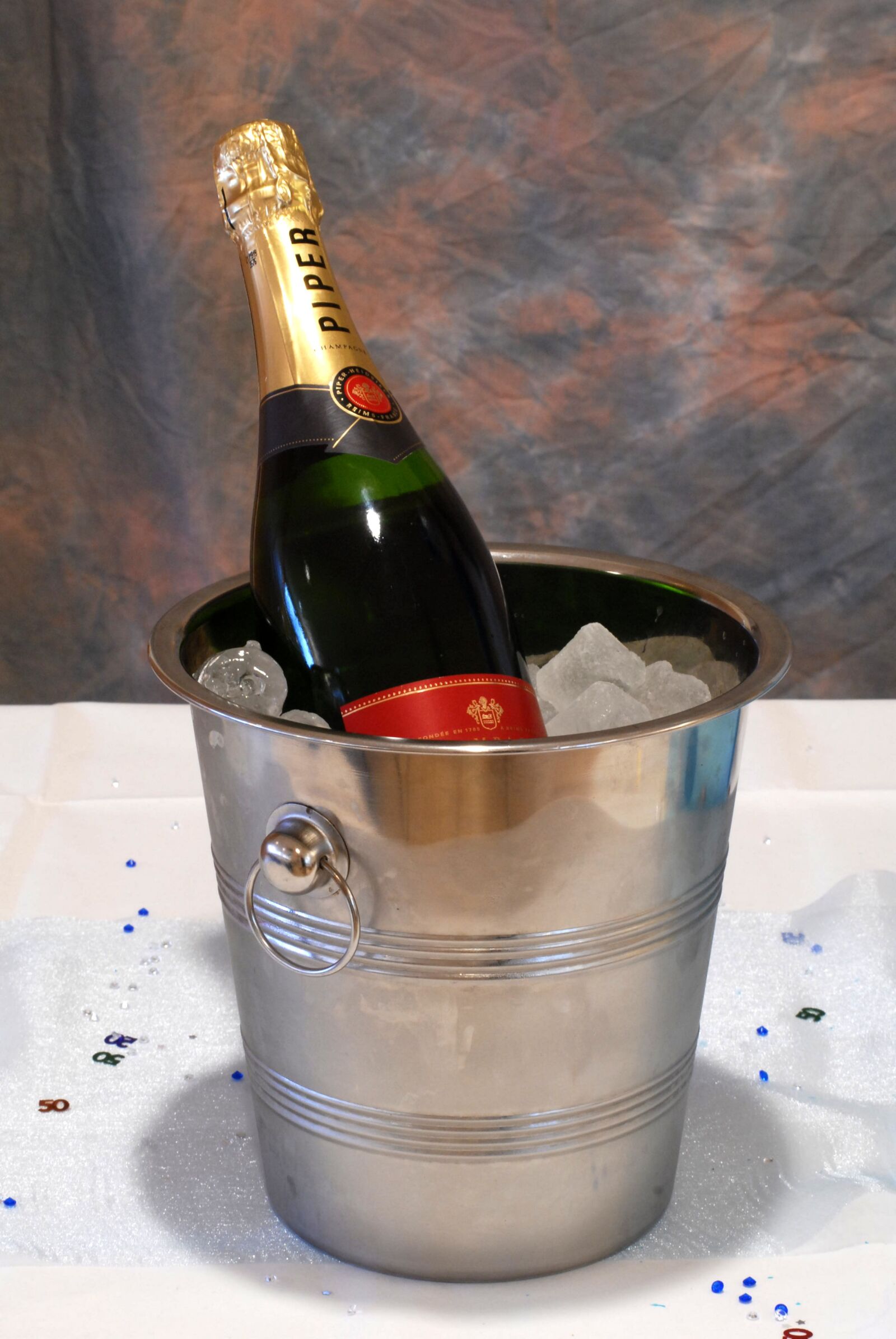Nikon D200 sample photo. Champagne, bottle, ice photography