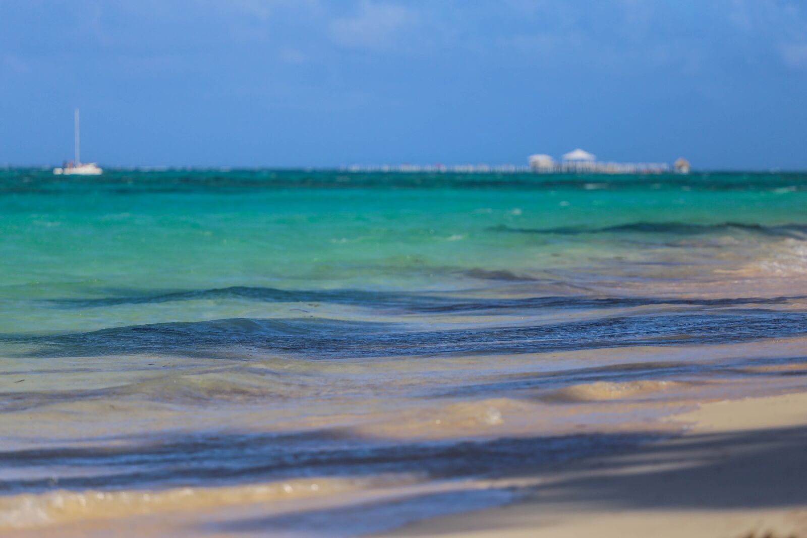 Canon EOS 6D + Canon EF 70-200mm F4L USM sample photo. Dominican republic, sargisova sea photography