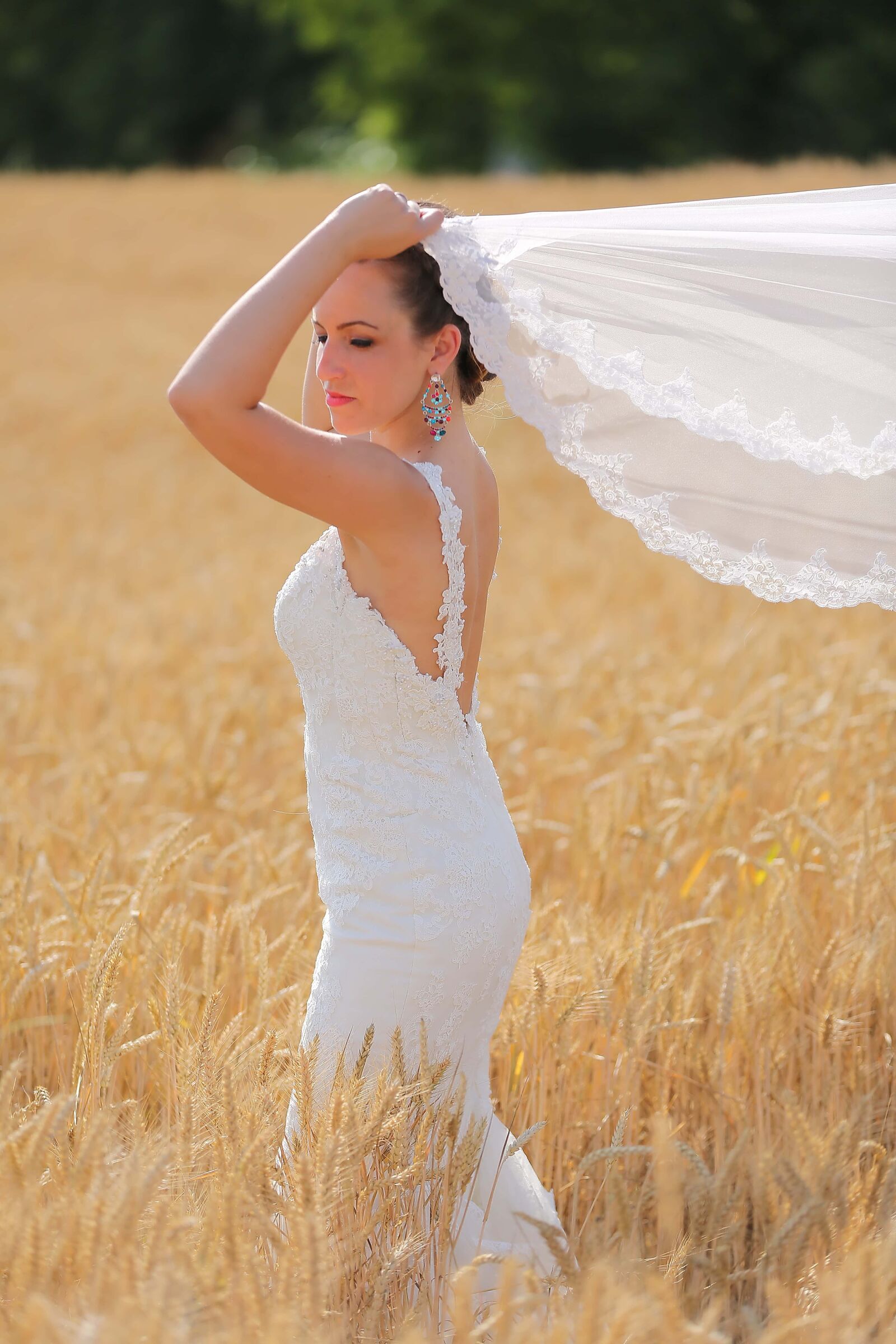 Canon EOS 5D Mark III sample photo. Wedding, agriculture, wedding dress photography
