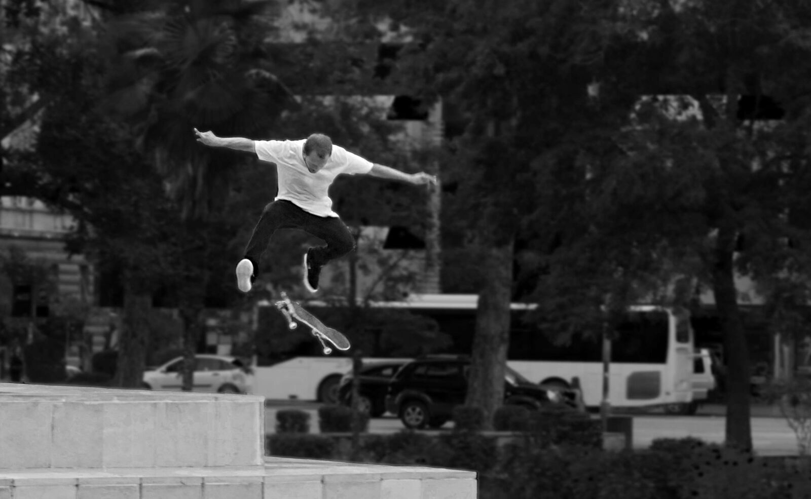 Sony E 16-50mm F3.5-5.6 PZ OSS sample photo. Man, in, white, shirt photography