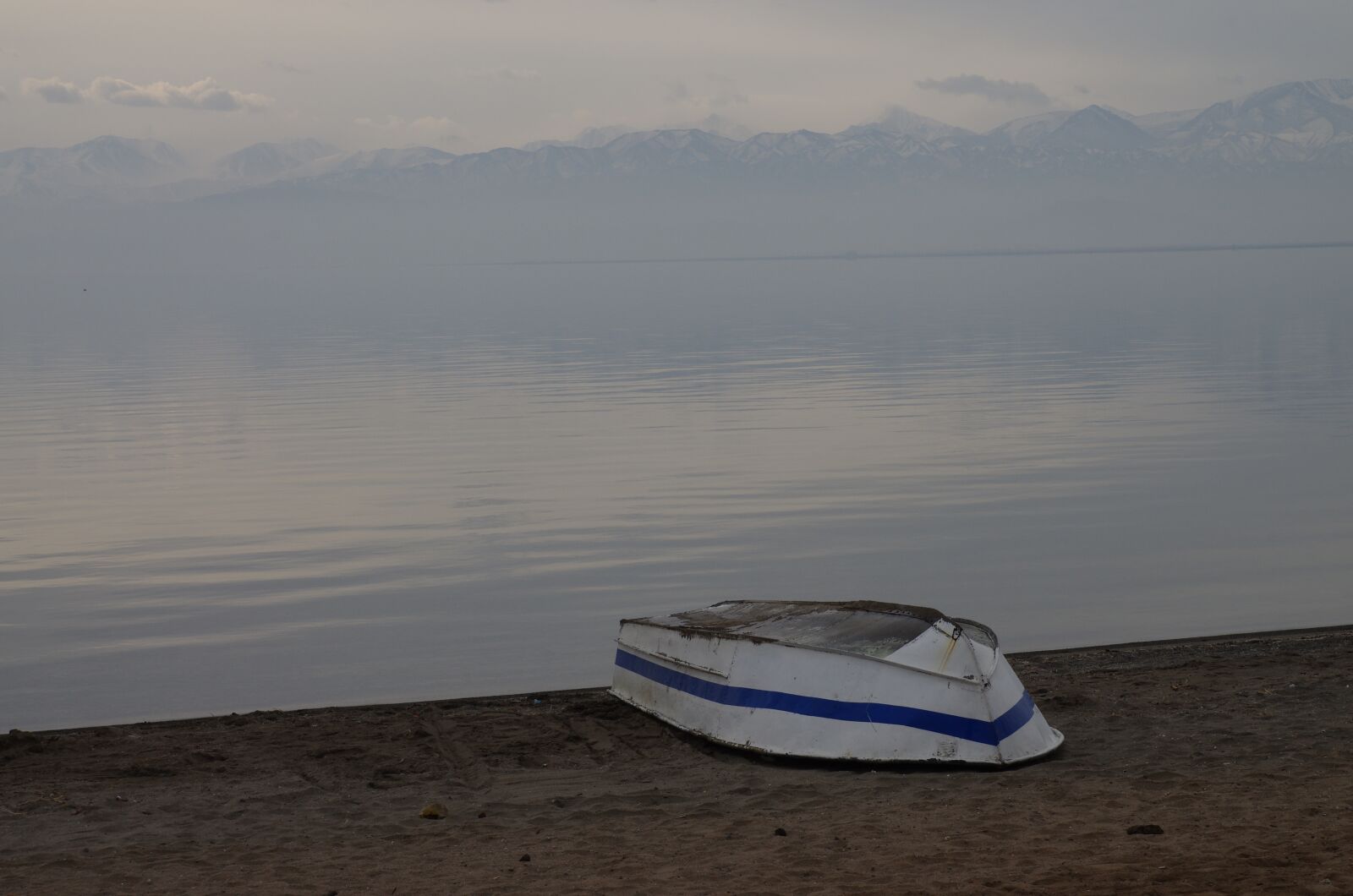 Pentax K-5 sample photo. Silence, boat, sea photography
