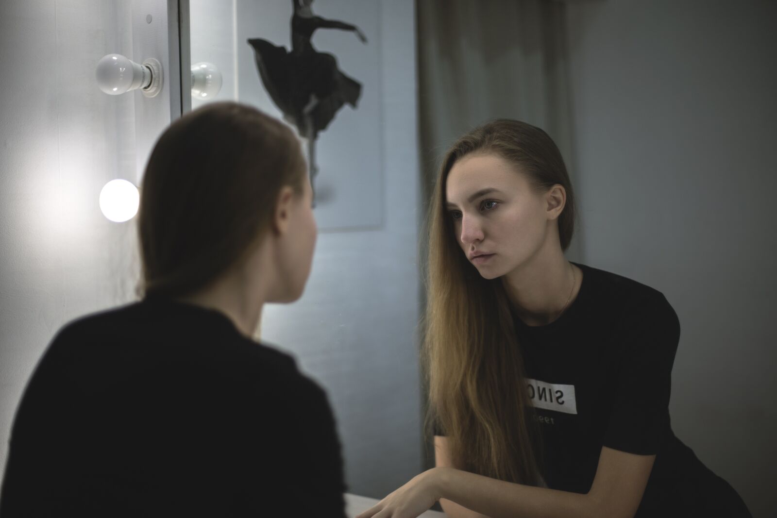 Canon EOS 6D + Canon EF 50mm F1.4 USM sample photo. People, woman, mirror photography