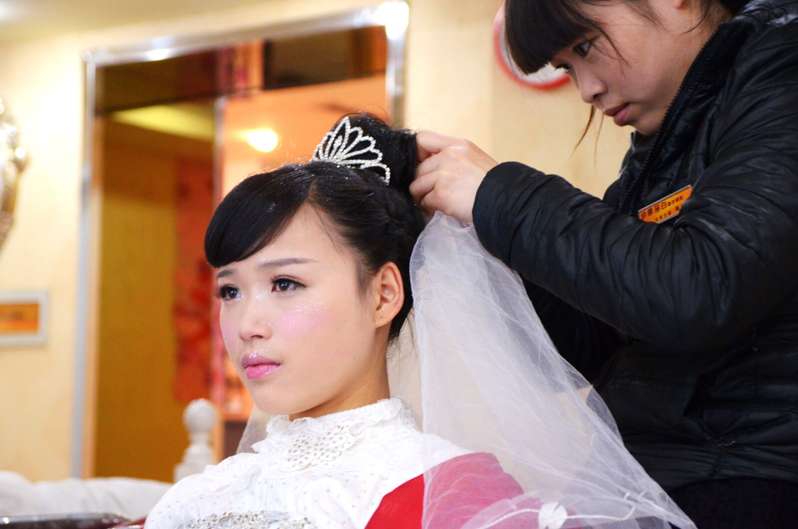 Nikon D7000 sample photo. Bride, makeup, wedding photography
