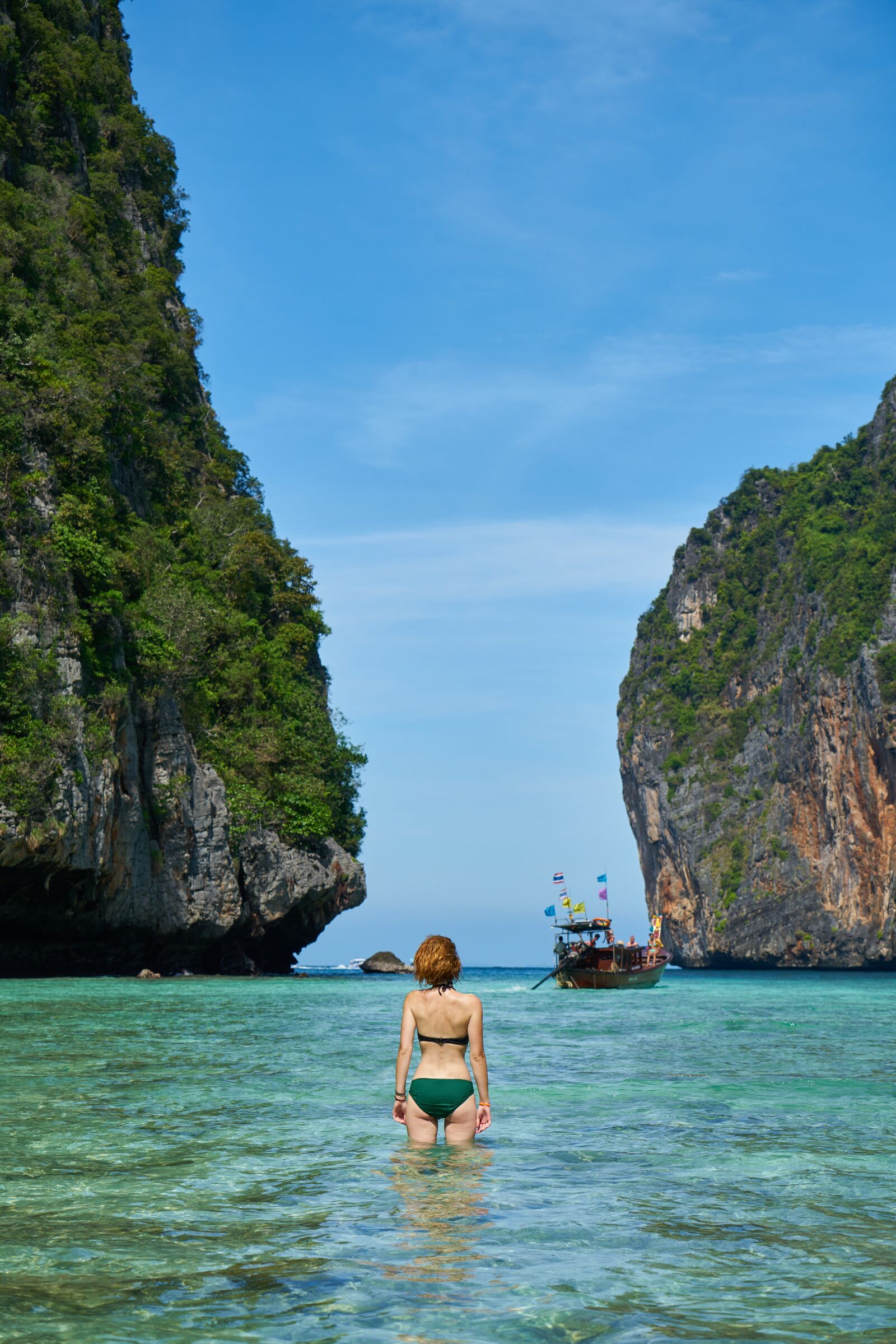 Sony a7R II sample photo. Model, thailand, marine photography