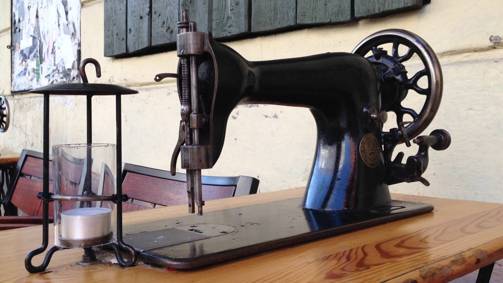 iPhone 5c back camera 4.12mm f/2.4 sample photo. Sewing machine, mood, climatically photography