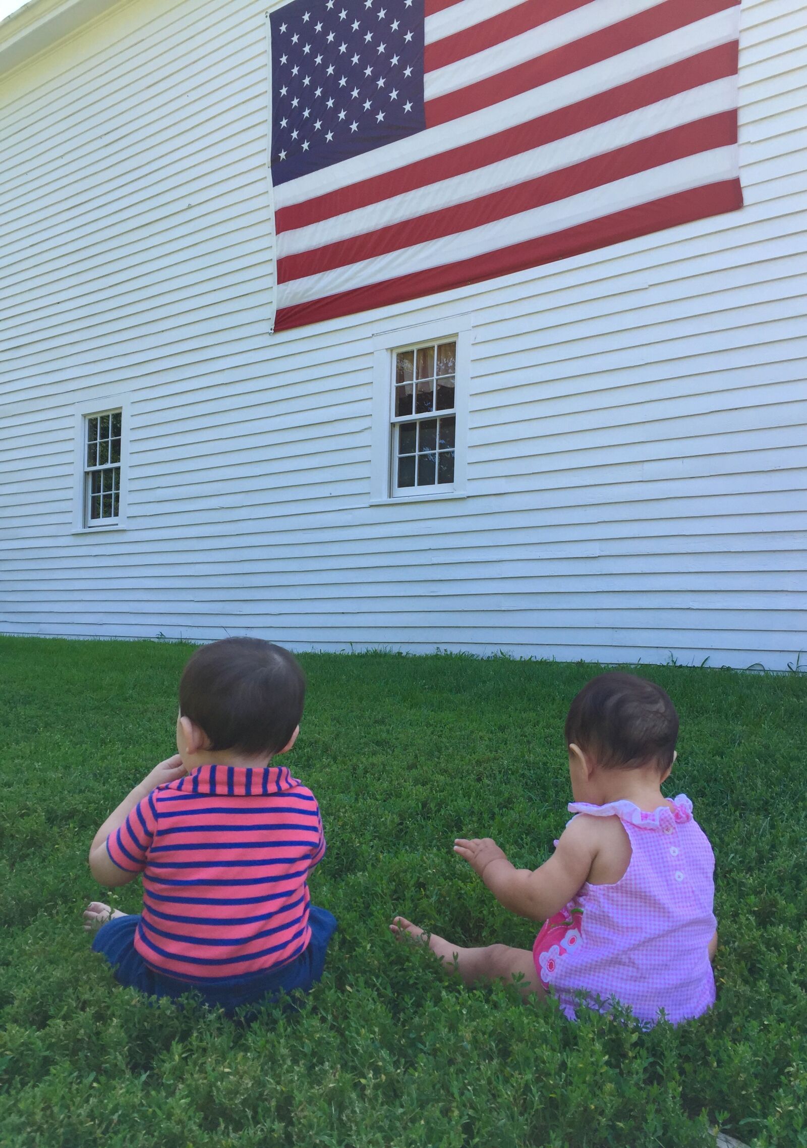 iPhone 6 back camera 4.15mm f/2.2 sample photo. Flag, usa, america photography