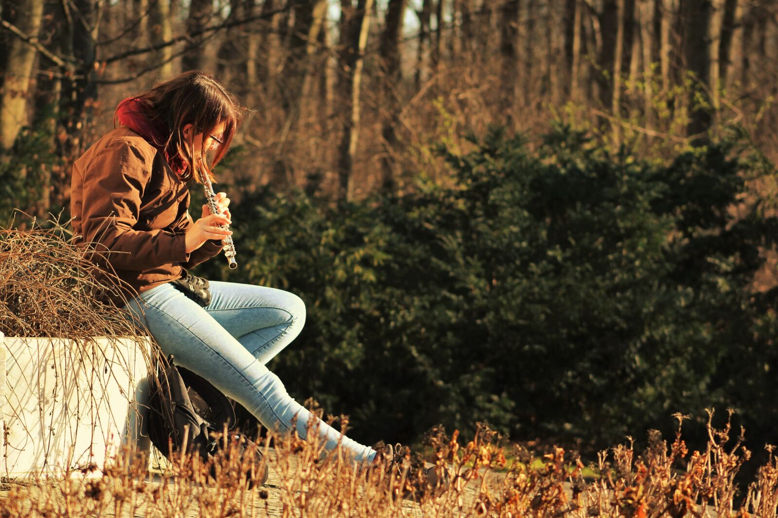 Canon EF 75-300mm f/4-5.6 sample photo. Music, woman, leisure photography