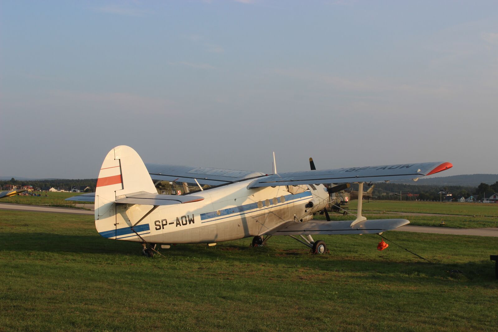Canon EOS 600D (Rebel EOS T3i / EOS Kiss X5) sample photo. Airport, antek, antonov photography