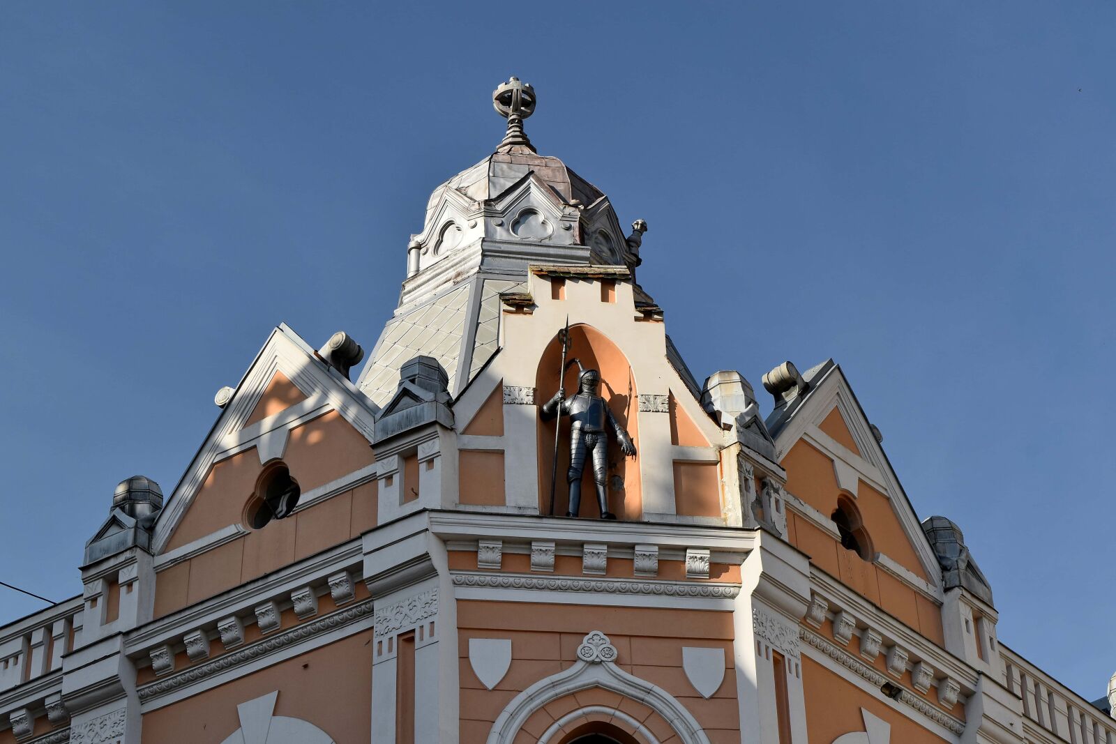 Nikon D5500 sample photo. Architecture, tower, building, facade photography