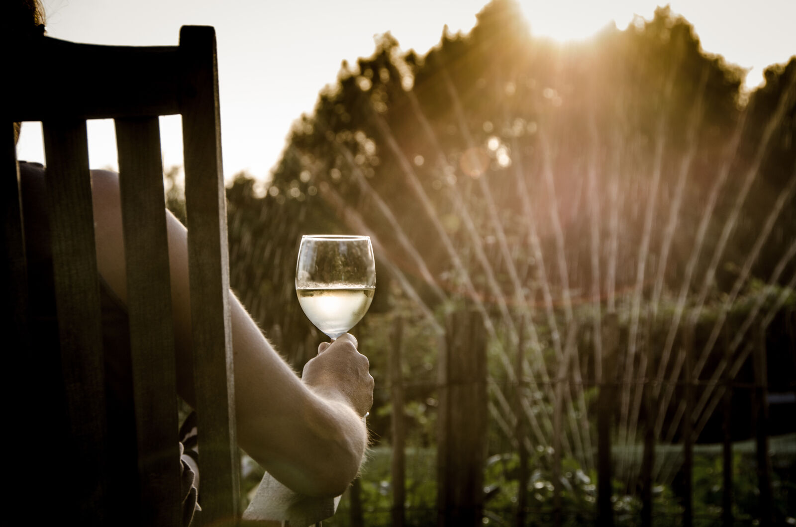 Nikon D7000 sample photo. People, summer, garden, sitting photography