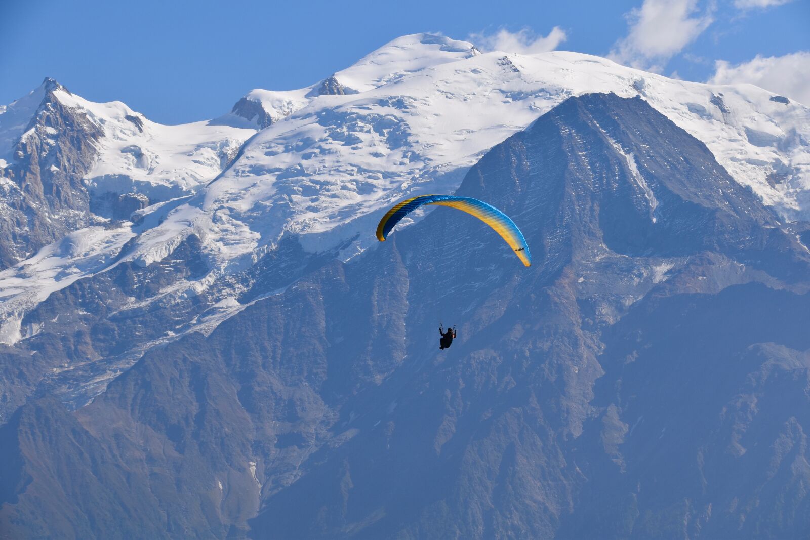 Nikon D5600 sample photo. Paragliding, paraglider, mountains photography