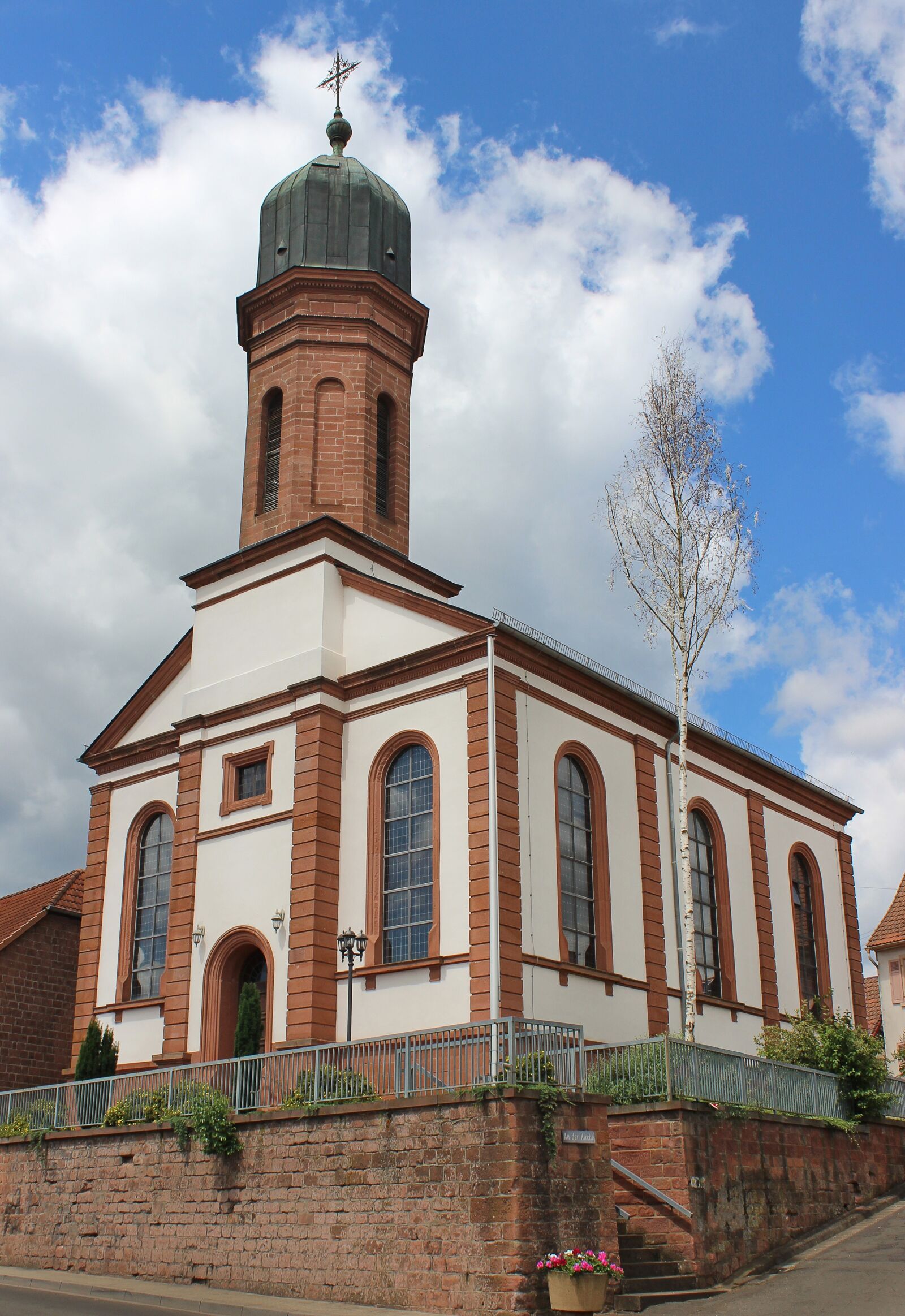 Canon EOS 600D (Rebel EOS T3i / EOS Kiss X5) sample photo. Church, steeple, building photography
