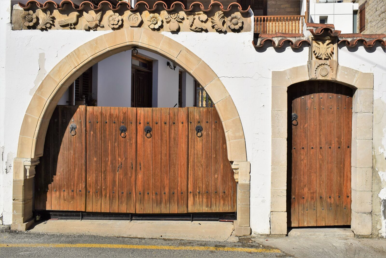 Nikon D3300 sample photo. Gate, door, entrance photography