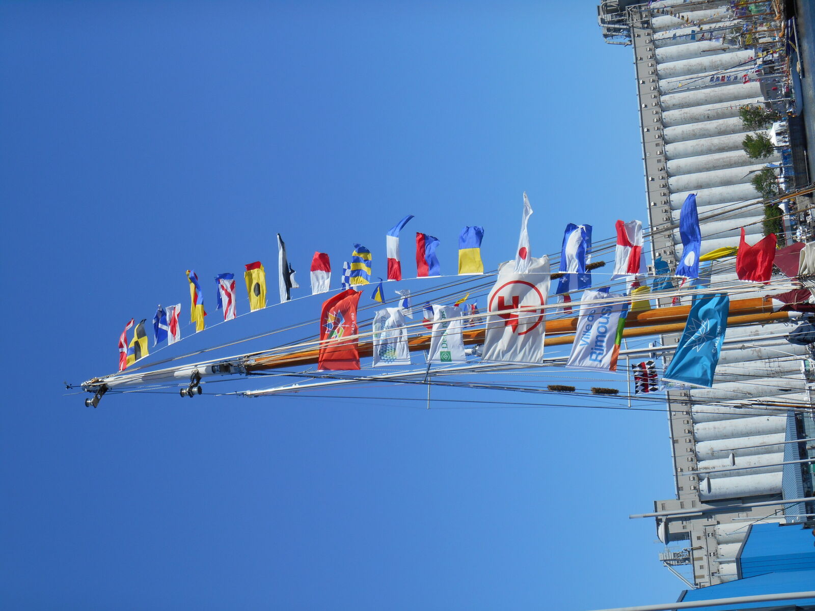 Nikon Coolpix S3500 sample photo. Boat, cable, flag, sky photography