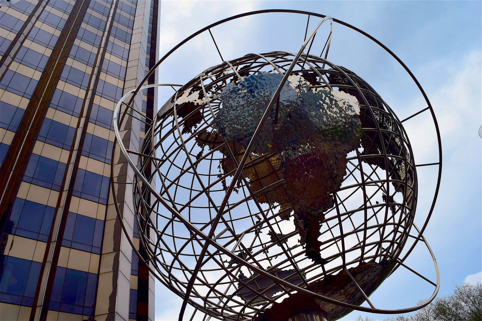 Nikon D3300 sample photo. Sculpture, earth, city photography