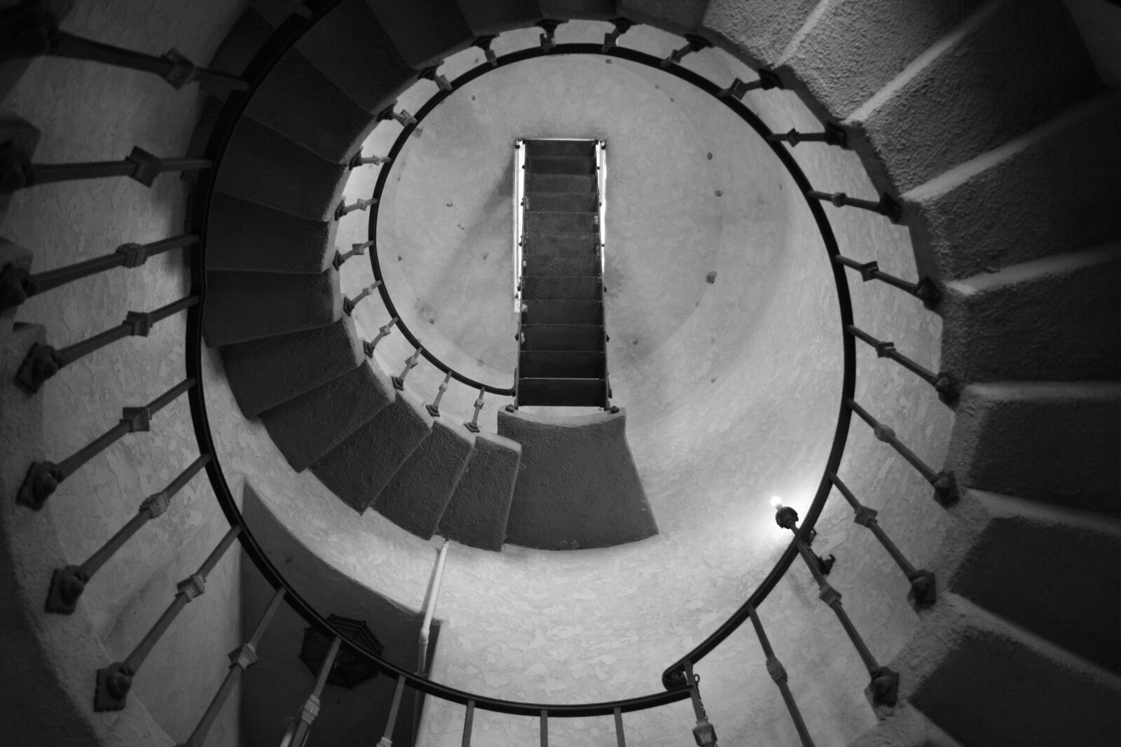 Canon EF-S 18-55mm F3.5-5.6 II sample photo. Black, and, white, california photography