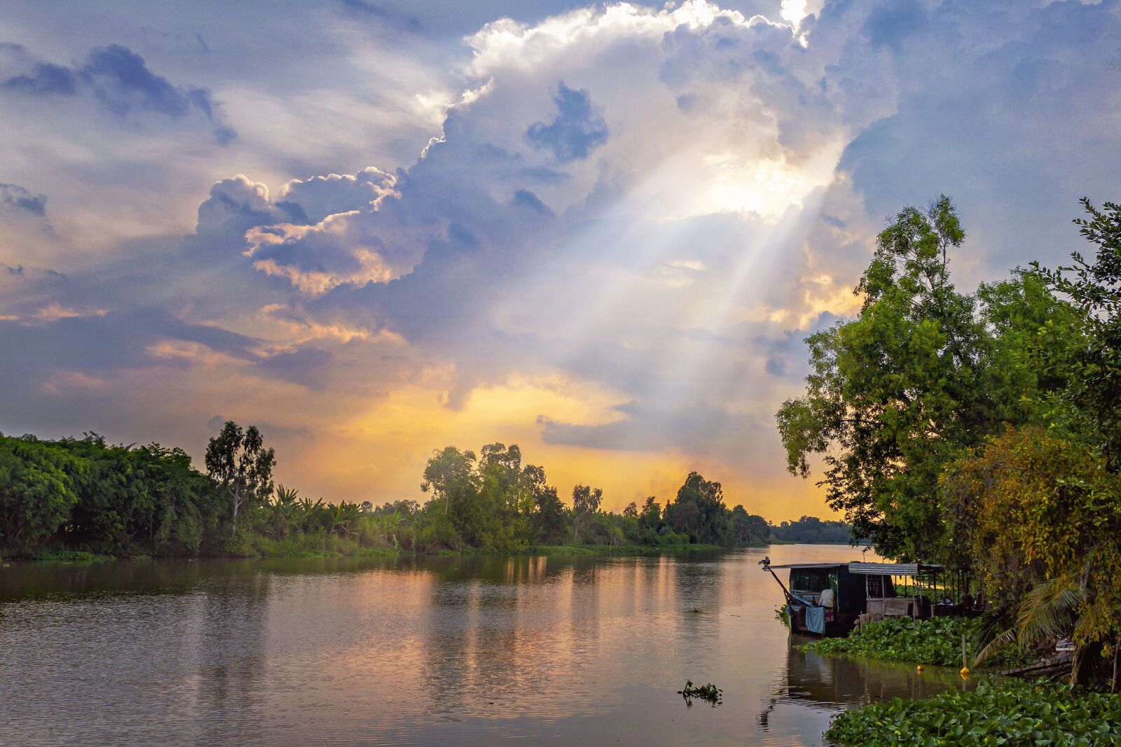 Canon EOS 500D (EOS Rebel T1i / EOS Kiss X3) sample photo. Water, vietnam, landscape photography