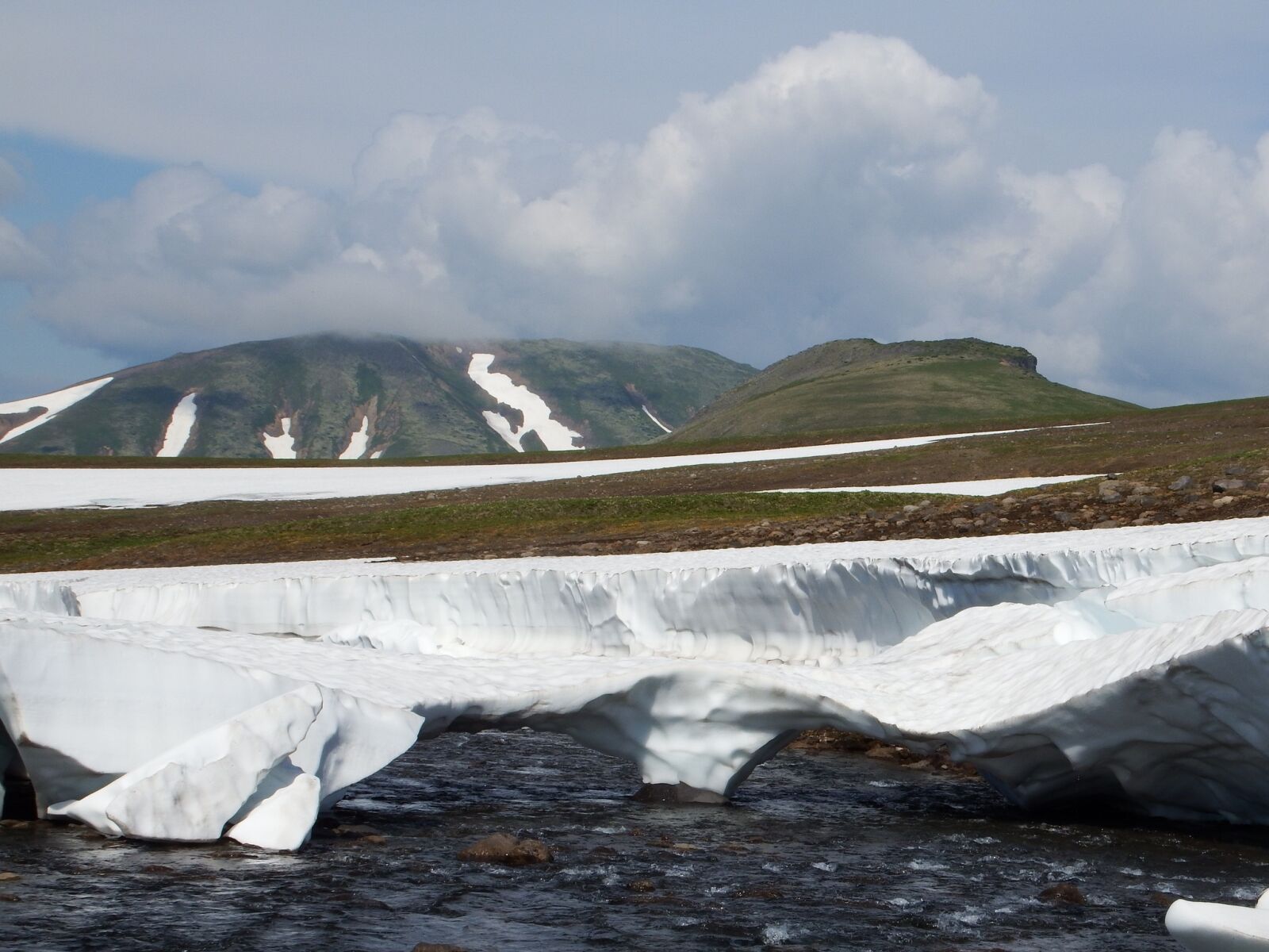 Fujifilm FinePix S1 sample photo. Kamchatka, mountain plateau, tundra photography