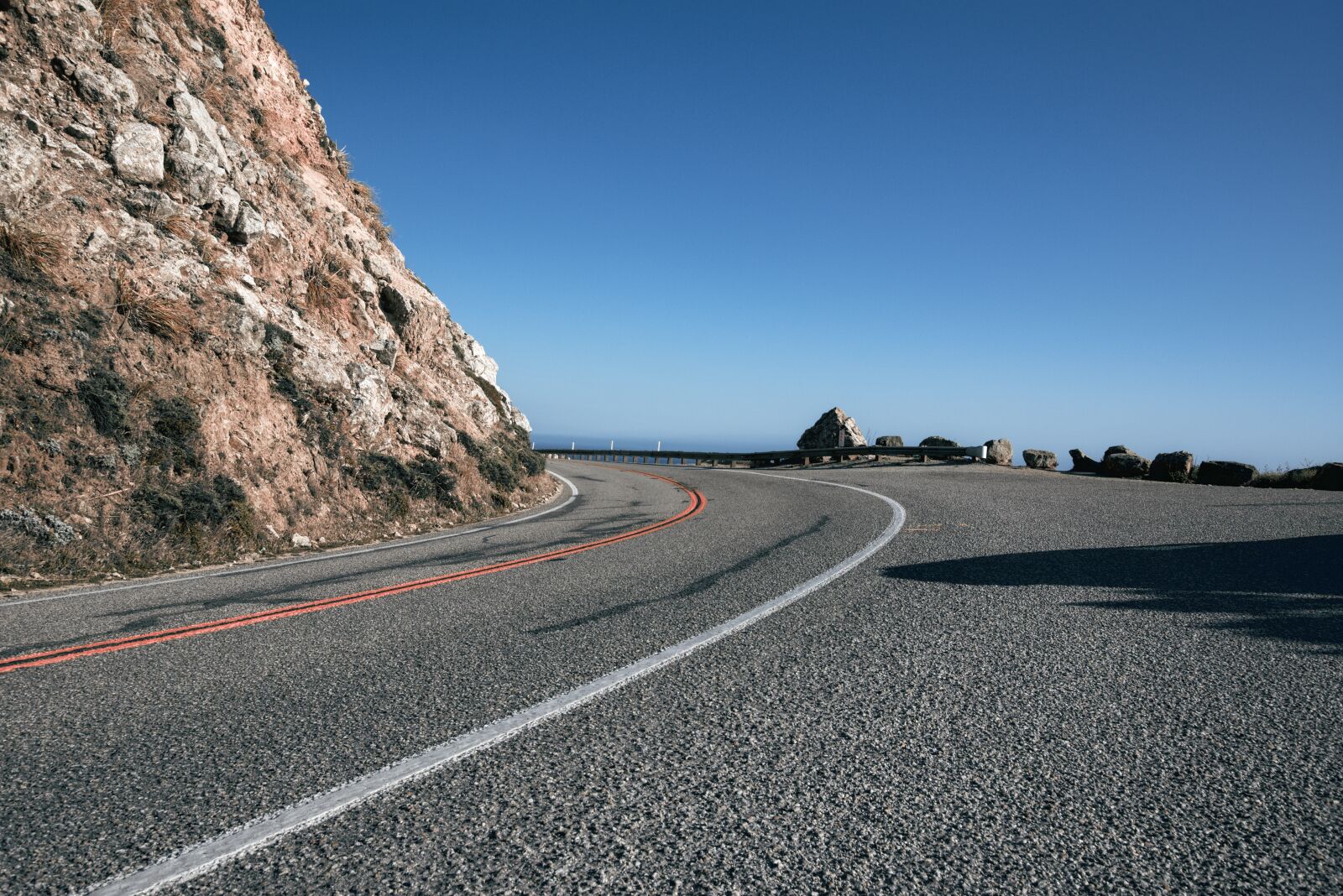 Nikon D7200 sample photo. Road trip, highway, road photography