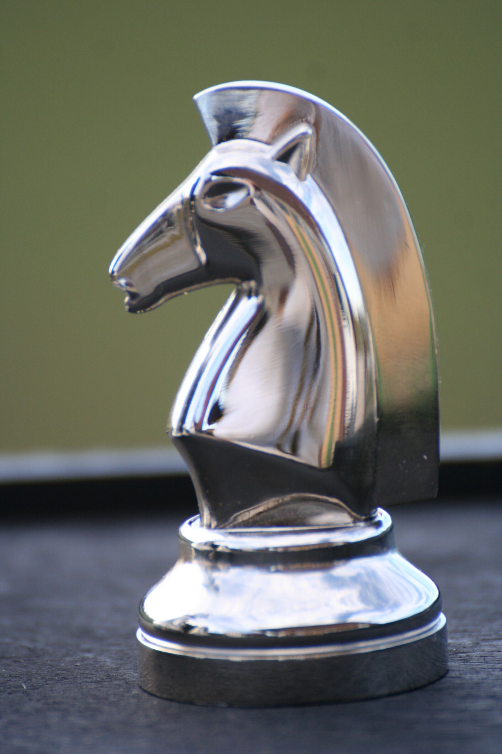 Canon EOS 350D (EOS Digital Rebel XT / EOS Kiss Digital N) sample photo. Chess, chess piece, strategy photography