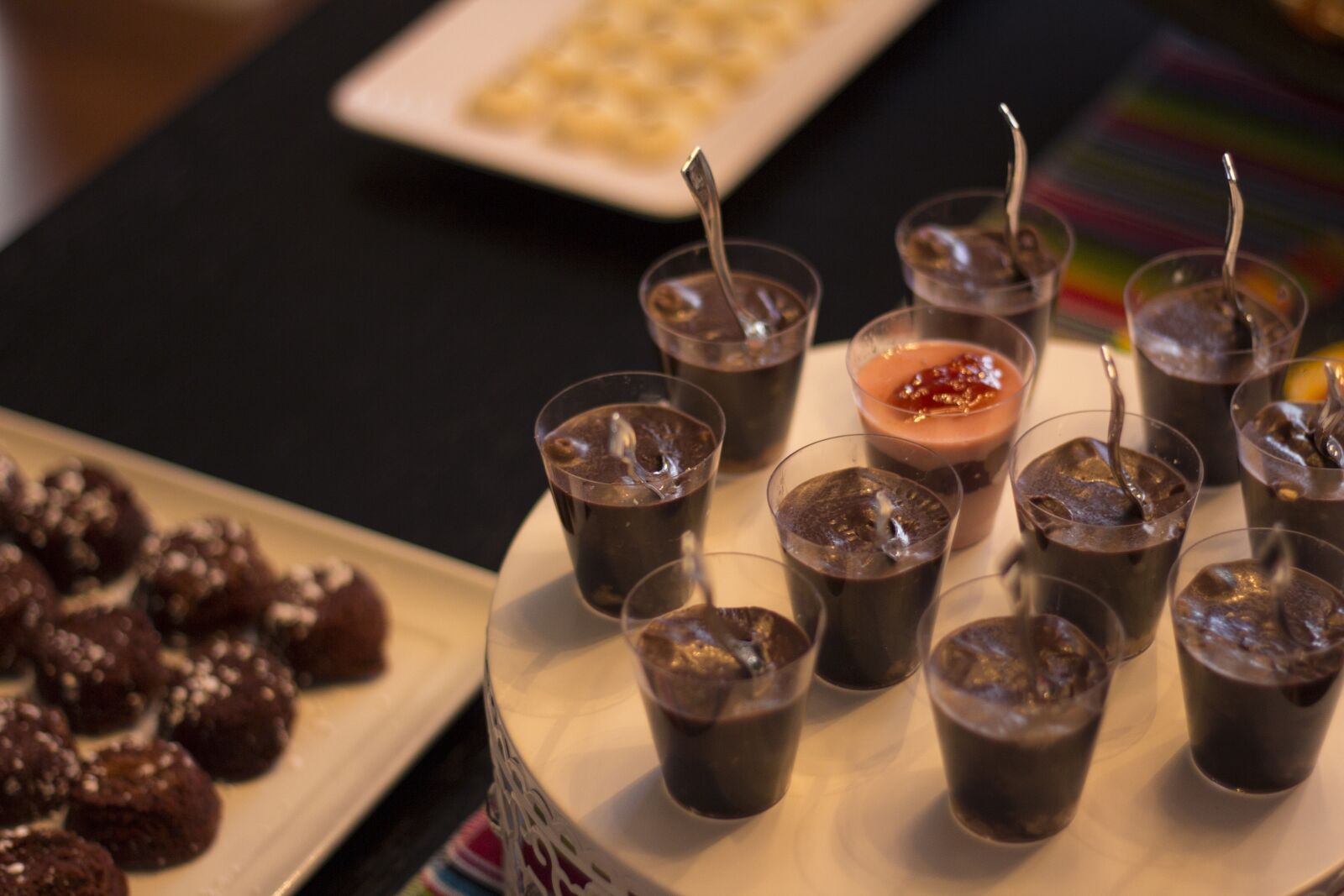 Canon EOS 60D + Canon EF 50mm F1.8 II sample photo. Sweets, party, shots photography