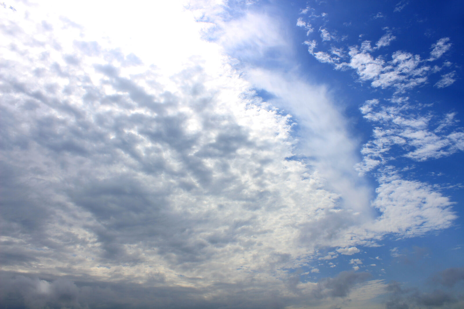 Canon EOS 700D (EOS Rebel T5i / EOS Kiss X7i) sample photo. Clouds, sky photography