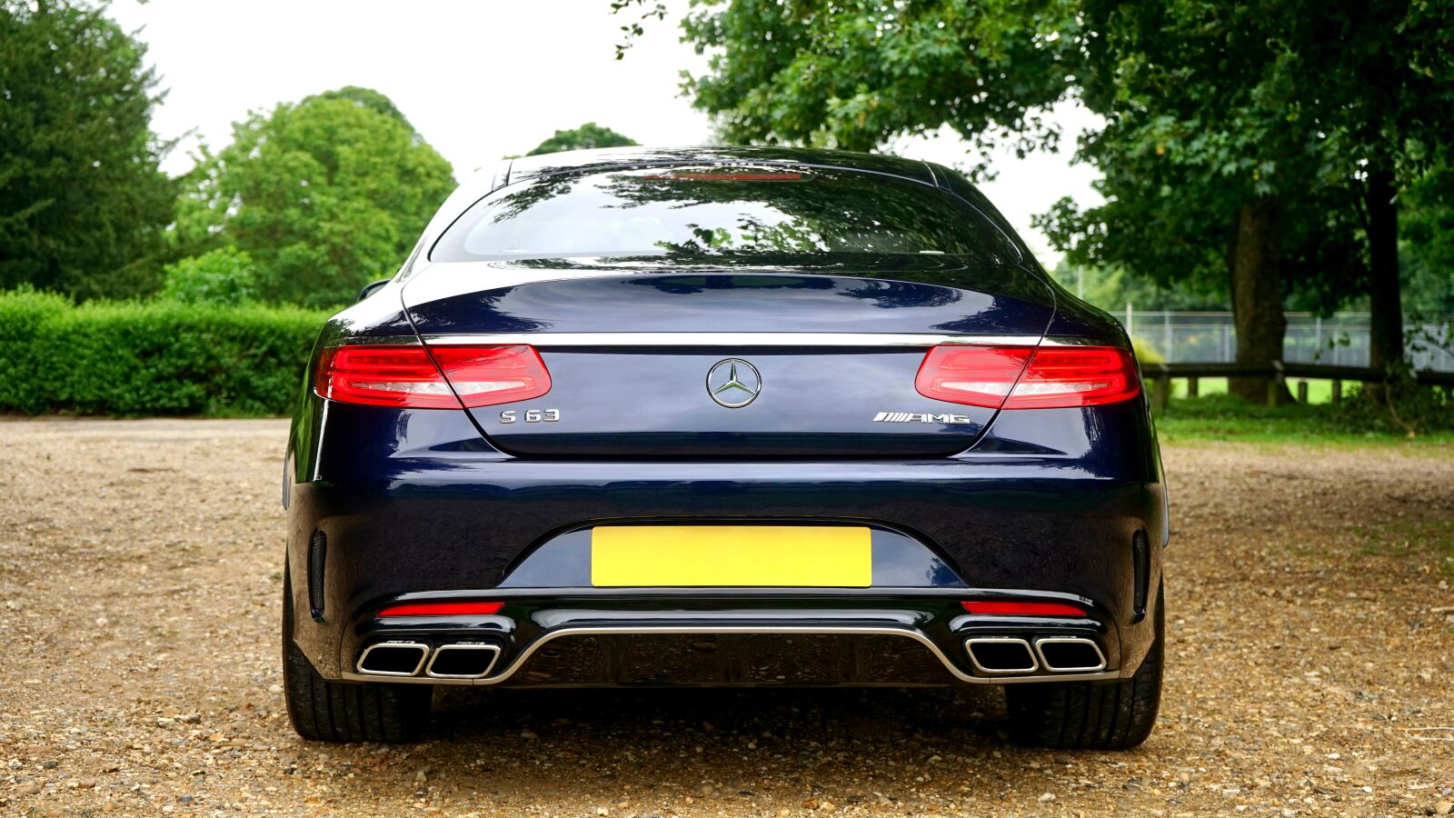 Sony a7 + Sony FE 28-70mm F3.5-5.6 OSS sample photo. Car, mercedes, auto photography