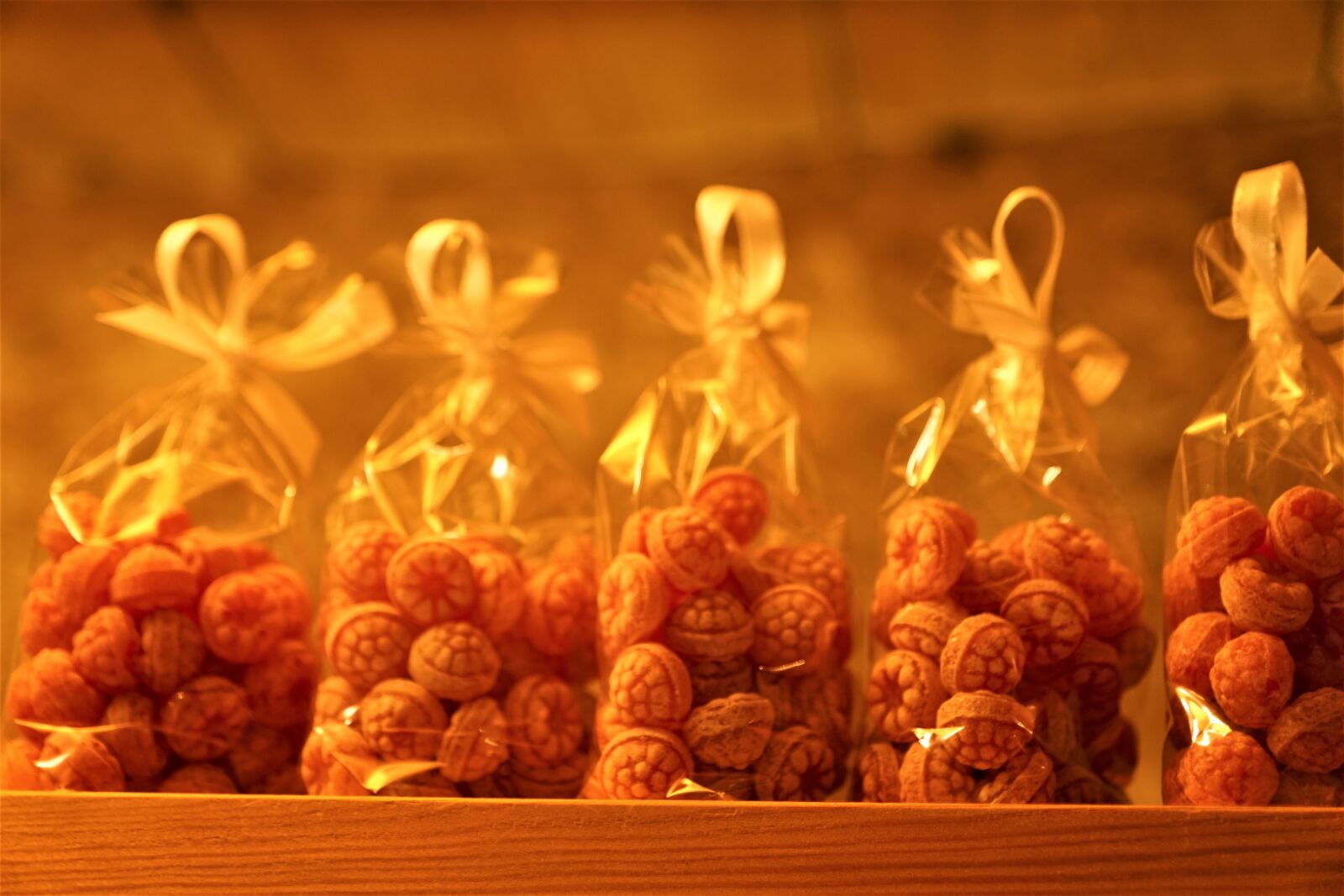 Sony ILCA-77M2 + Sony DT 16-50mm F2.8 SSM sample photo. Candy, eat, sweet photography