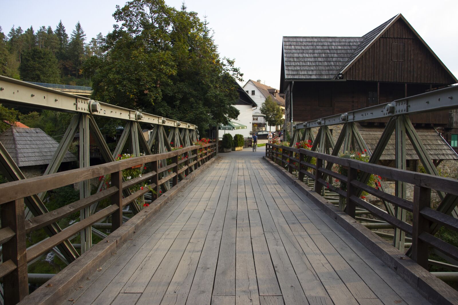 Canon EOS 600D (Rebel EOS T3i / EOS Kiss X5) sample photo. Bridge, wood, rastoke photography