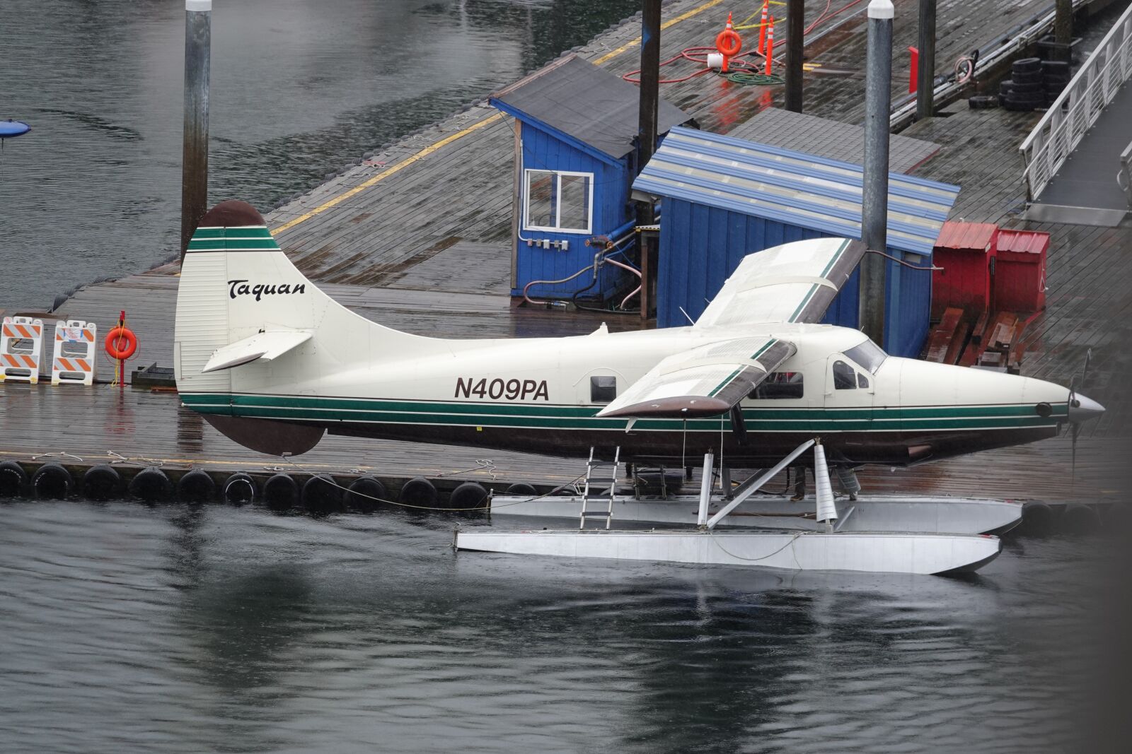 Sony Cyber-shot DSC-RX10 IV sample photo. Seaplane, port, vancouver photography
