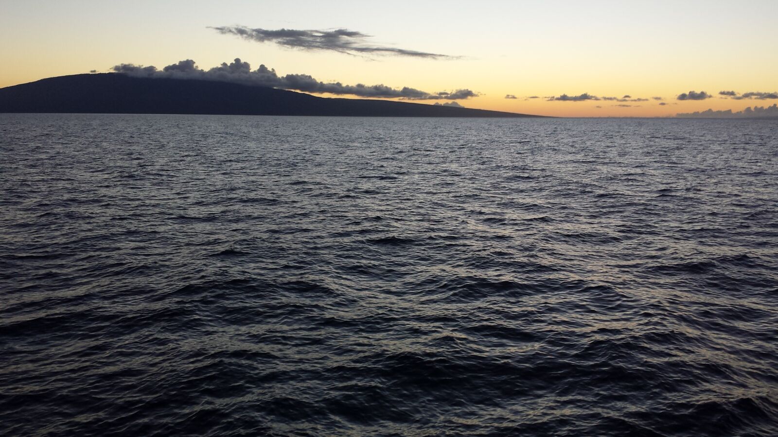 Samsung Galaxy S4 sample photo. Clouds, island, ocean, water photography