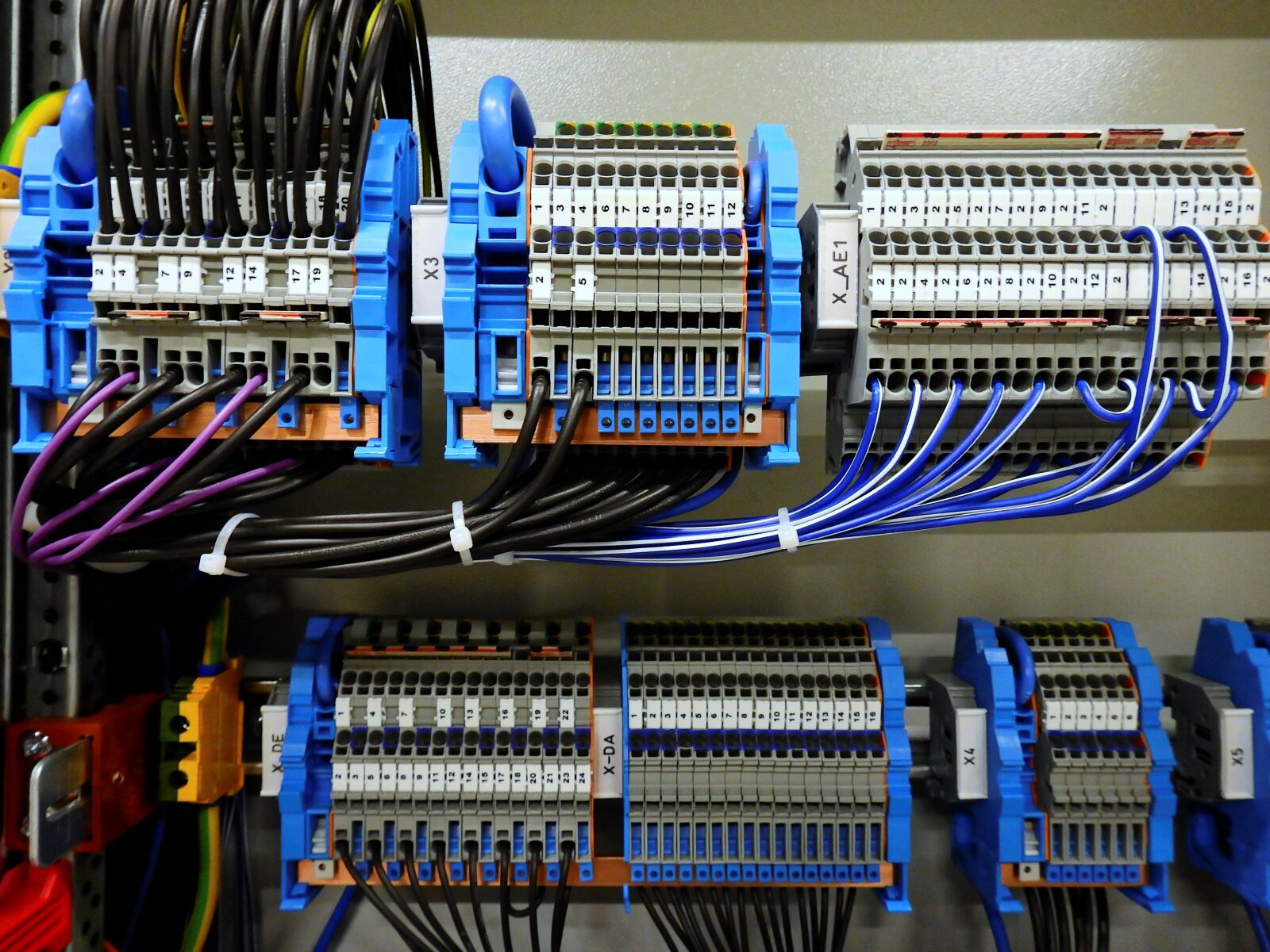 Nikon Coolpix P900 sample photo. Switchgear, control cabinet, electro photography