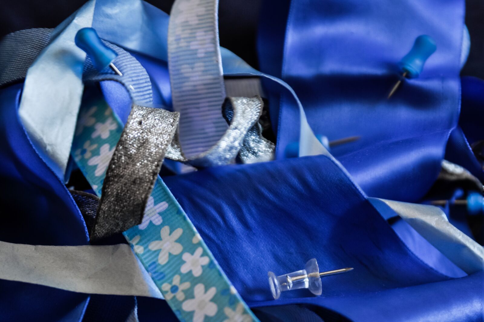 Nikon D90 sample photo. Blue, ribbon, sewing photography