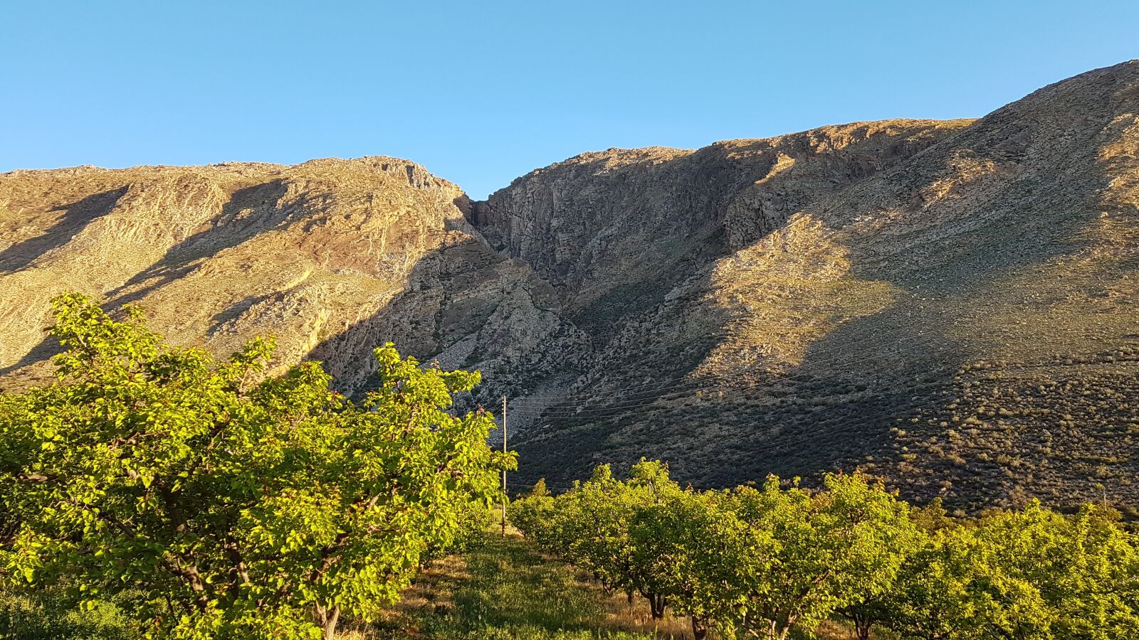 Samsung Galaxy S7 Edge sample photo. Country side, mountain, sky photography