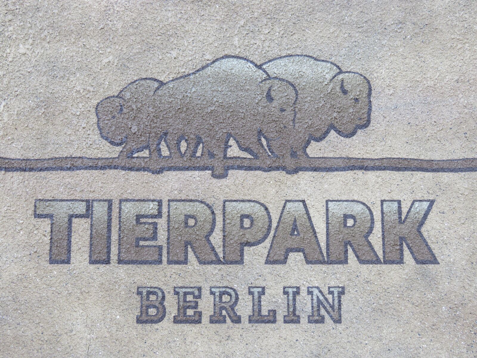 Canon PowerShot SX60 HS sample photo. Zoo, berlin, park photography