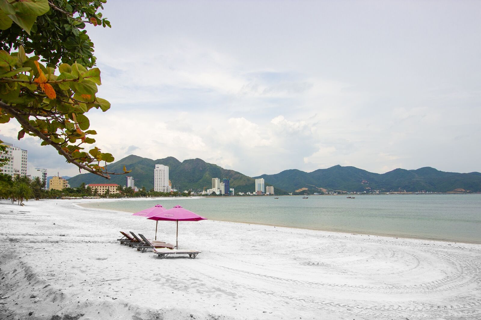Canon EF-S 10-22mm F3.5-4.5 USM sample photo. Season, east, than photography
