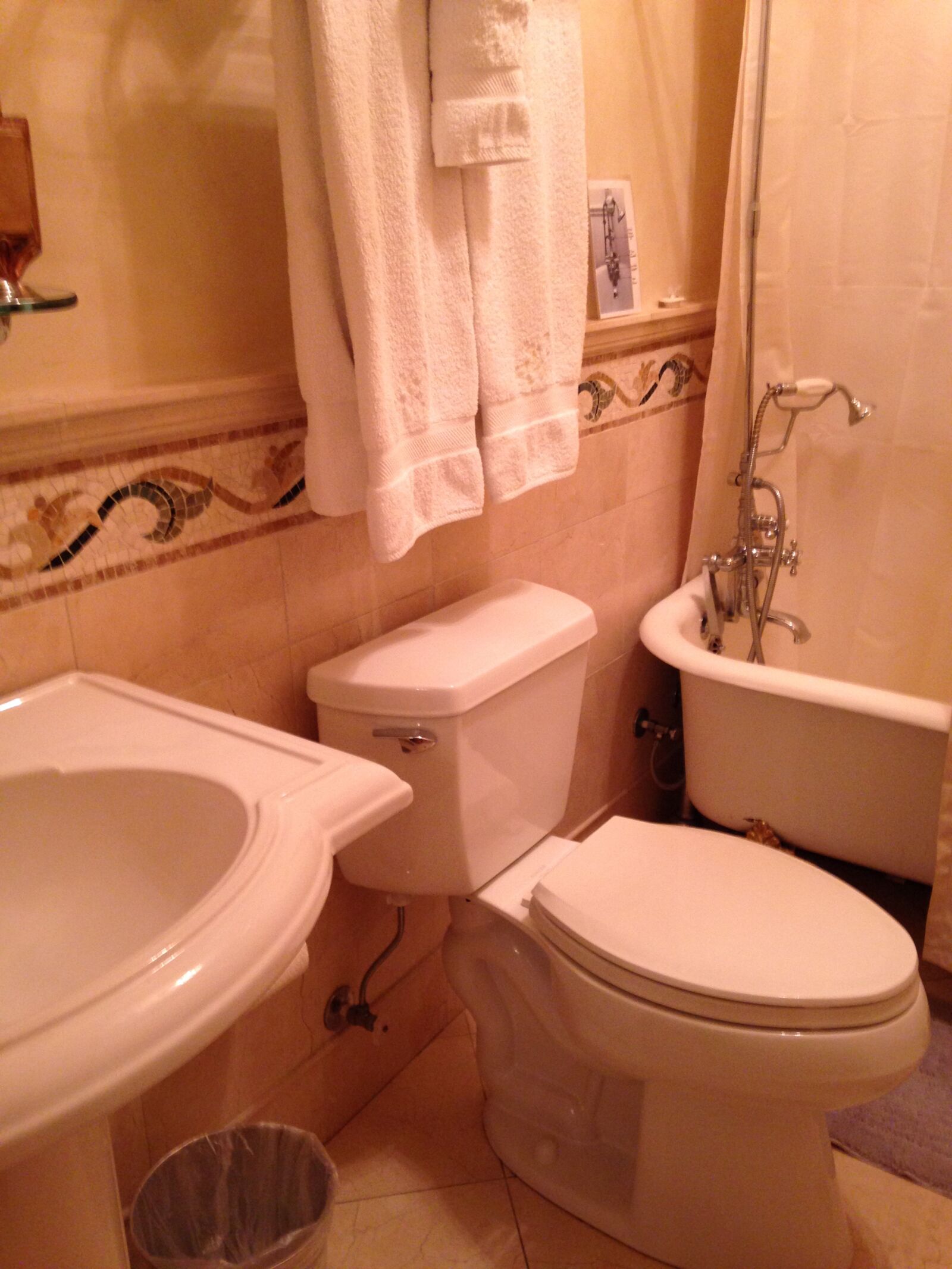 iPhone 5c back camera 4.12mm f/2.4 sample photo. Fancy, bath, hotel photography