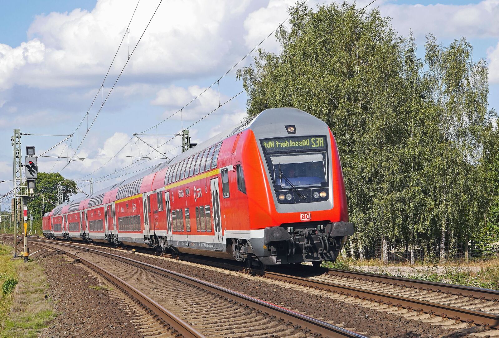 Panasonic Lumix DMC-GH3 sample photo. Train, locomotive, transportation, transport photography